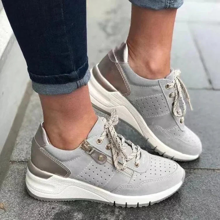 Mira Orthopedic Sneakers