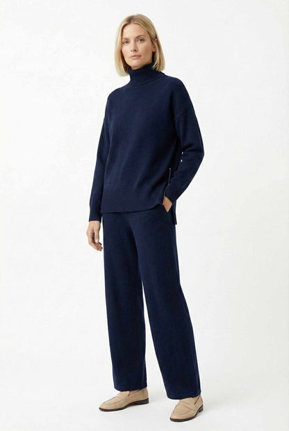 Women’s Stand-Collar Side-Zip Travel Top & Straight-Leg Trousers Set
