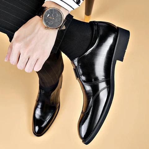 New men's leather sports shoes
