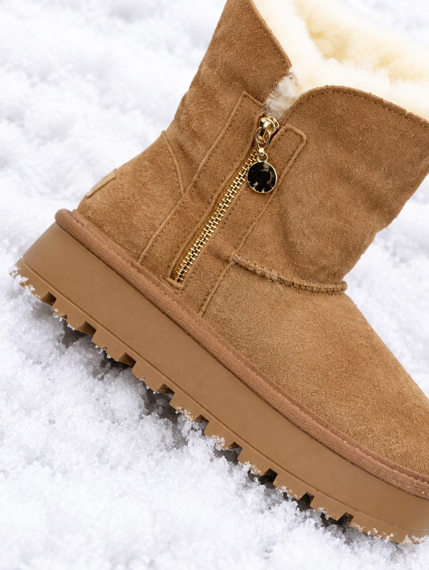 Fleece-Lined Thick-Sole Mid-Calf Boots