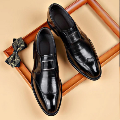New men's leather sports shoes